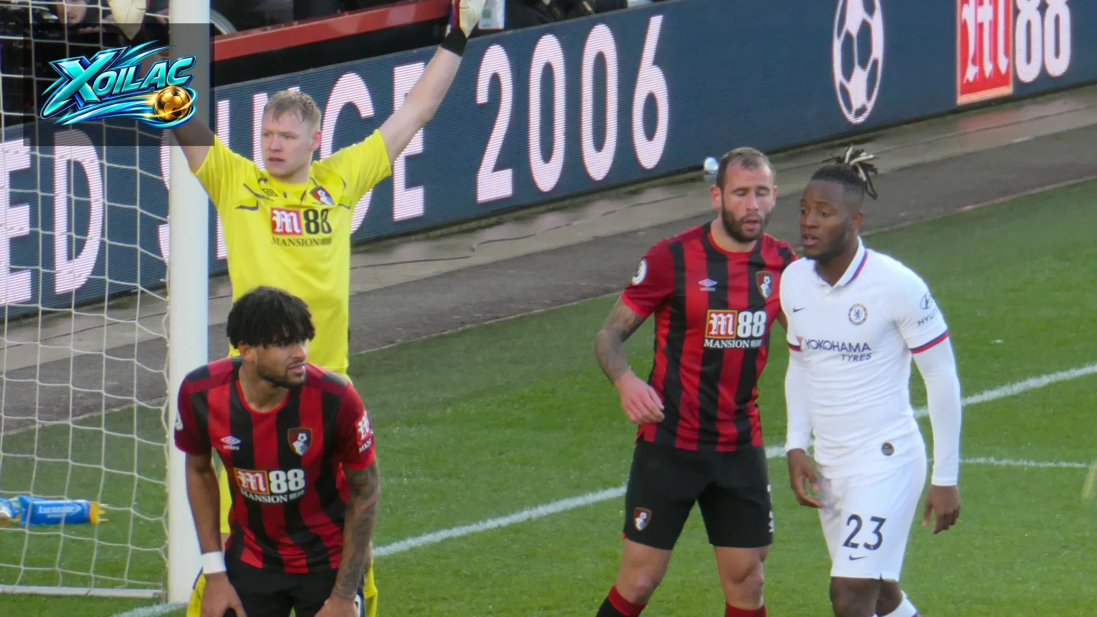 Pha bóng của Chelsea và AFC Bournemouth trong một trận đấu tư liệu